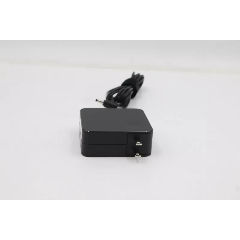 Lenovo 01FR146 virtalähde/invertteri sisäkäyttöön 65 W musta