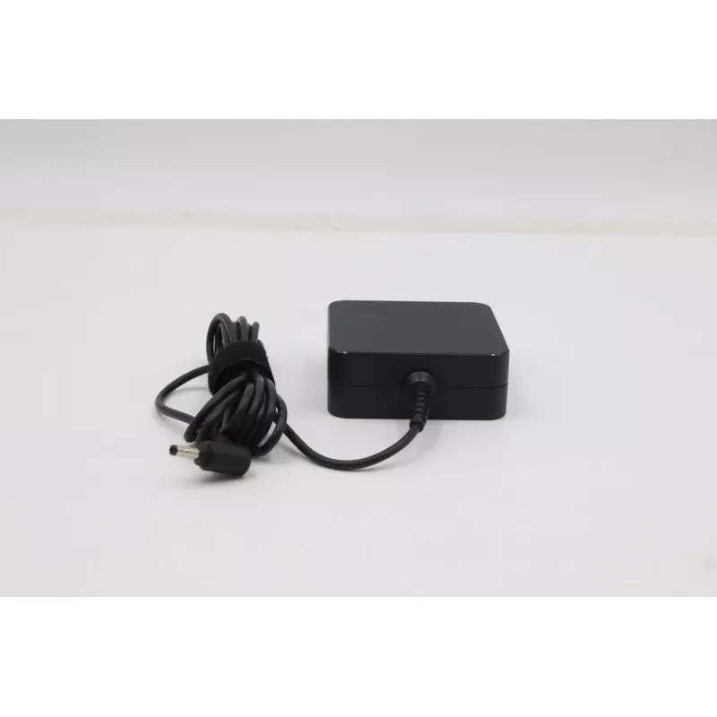 Lenovo 01FR146 virtalähde/invertteri sisäkäyttöön 65 W musta