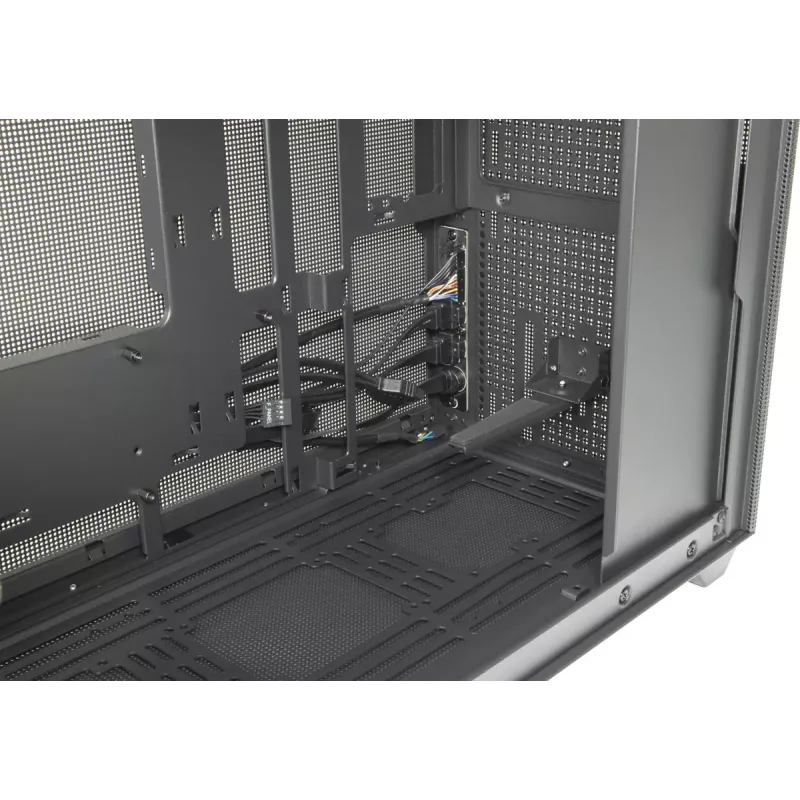 PC Mini-Tower-kotelo INTER-TECH IM-2 Expander, Mini-ITX/Micro ATX, tukee ATX/SFX-virtalähteitä, 2,5 inch ja 3,5 inch asemia, etu-/ylätuuletin 120/140 mm, musta