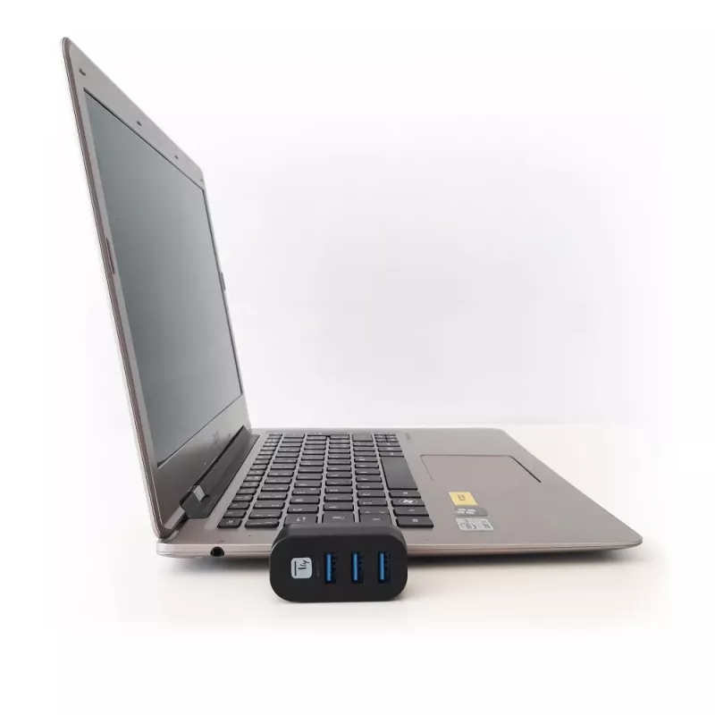 Techly IUSB3-HUB3-ROTB USB-keskitin USB 3.2 Gen 1 (3.1 Gen 1) Type-A 5000 Mbit/s musta