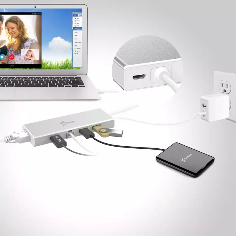 j5create JUD380 USB™ 3.0 -minitelakka, 1x HDMI ja 3x USB-liitännät, hopea