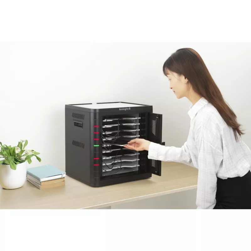 Kensington USB-C-latauskaappi K67716EU, 10 paikkaa, 18 W porttia kohden