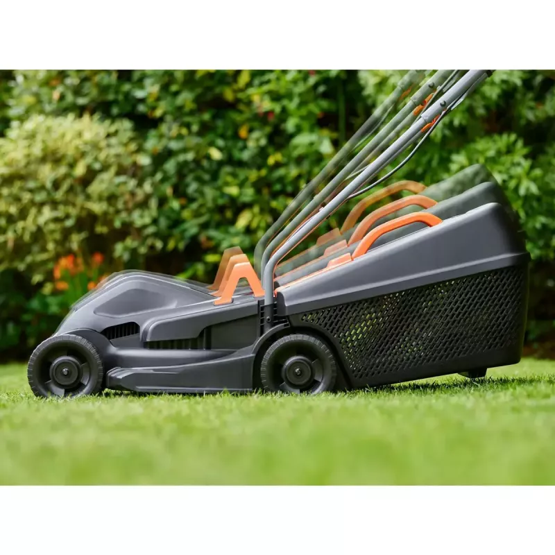 Työnnettävä ruohonleikkuri Black & Decker BEMW351-QS