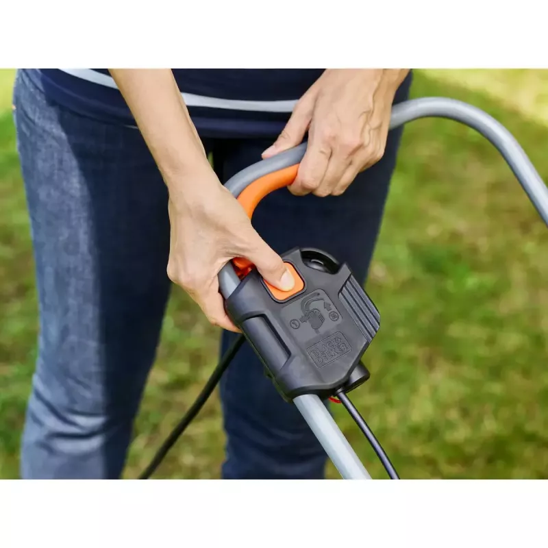 Työnnettävä ruohonleikkuri Black & Decker BEMW351-QS