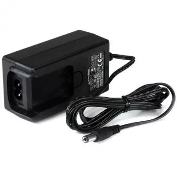 StarTech.com tasavirtalähde - 9V, 2A, universaali, sisäkäyttöön, 100-240 V, 9 V, 0,8 A, 2 A