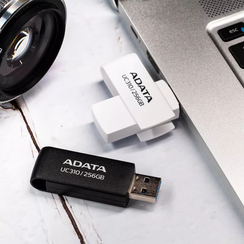 ADATA UC310 USB-muistitikku 256 GB, USB-A 3.2 Gen 1, valkoinen