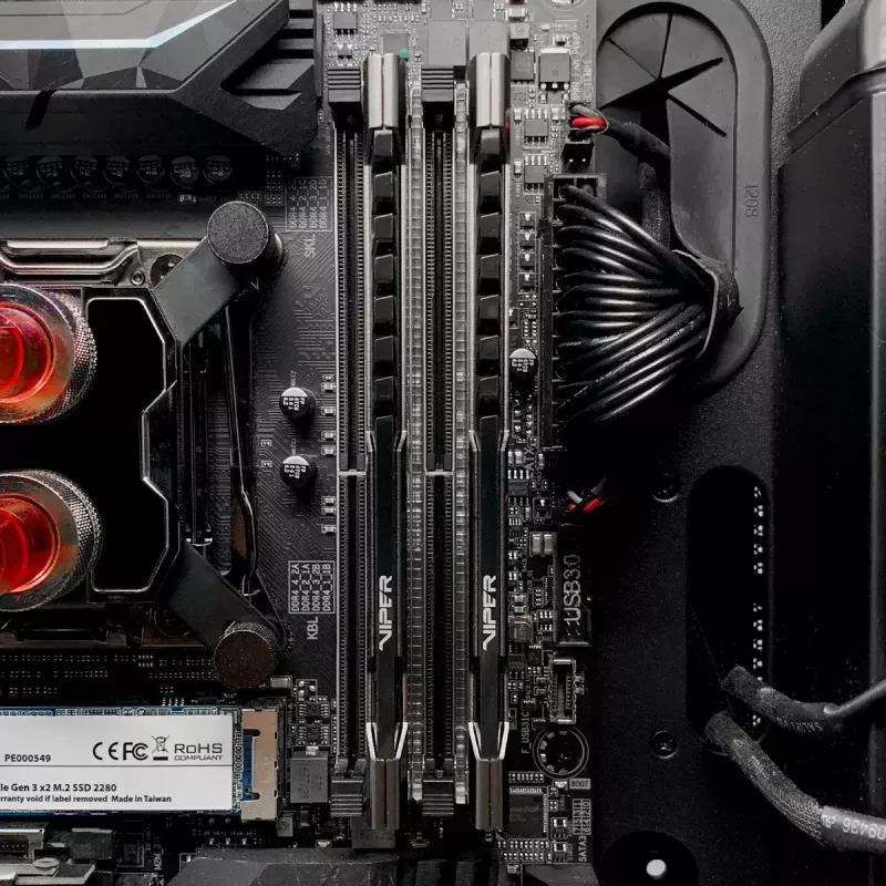 Patriot Memory Viper Steel DDR4 8 GB 3600 MHz muisti