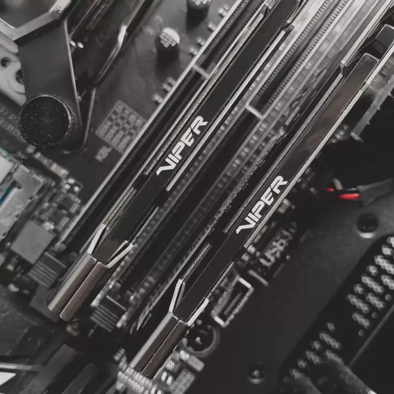 Patriot Memory Viper Steel DDR4 8 GB 3600 MHz muisti