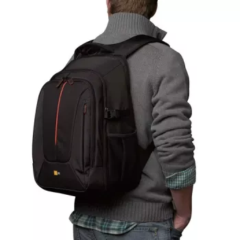 Case Logic DCB-309 reppulaukku musta