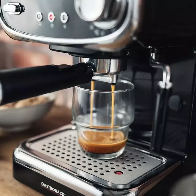 Gastroback Design Espresso Basic -espressokeitin 1,25 L 1100 W