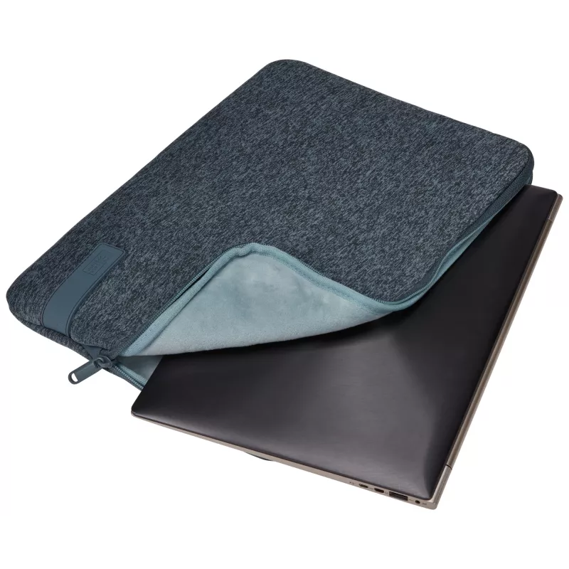 Case Logic Reflect REFPC-114 kannettavan suojatasku, 14 tuumaa (35,6 cm), Stormy Weather