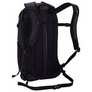 Thule Alltrail TADP218 musta reppu matkareppu polyesteri