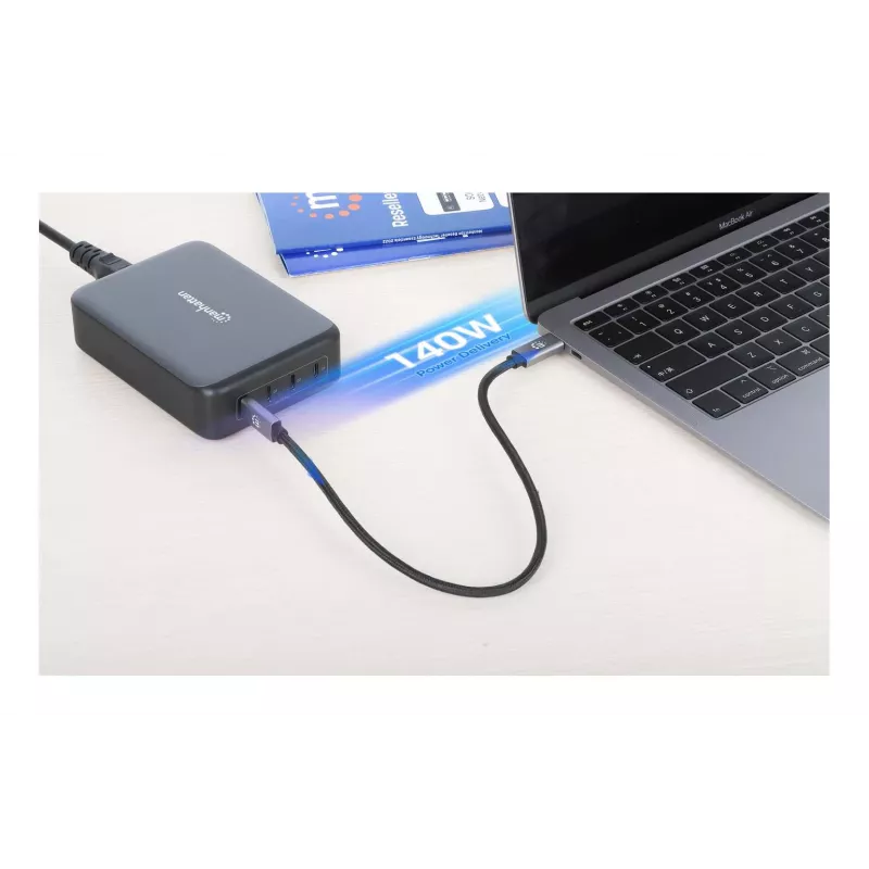 Manhattan 102667 4-porttinen GaN USB Power Delivery -latausasema, 240 W