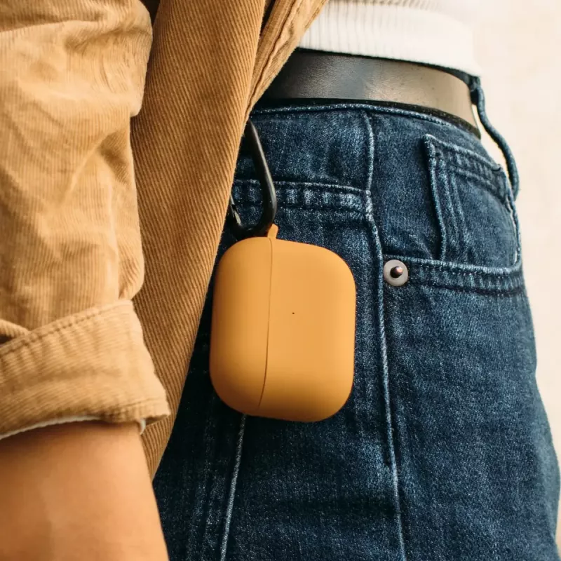 Native Union Roam -kotelo AirPods Pro 2 -kuulokkeille, alumiini, polykarbonaatti, silikoni, teräs, 16 g, keltainen