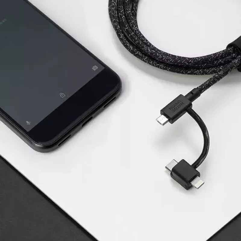 USB 2.0 -datakaapeli native union BELT-ULC-ZEB-NP, 2 m, USB-A–USB-C / Micro-USB B / Lightning, musta, valkoinen