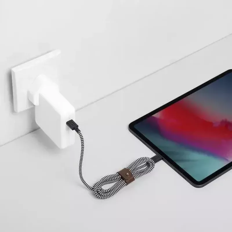 USB-C-kaapeli Native Union BELT-C-ZEB-2-NP, 1,2 m, USB-C–USB-C, musta/valkoinen