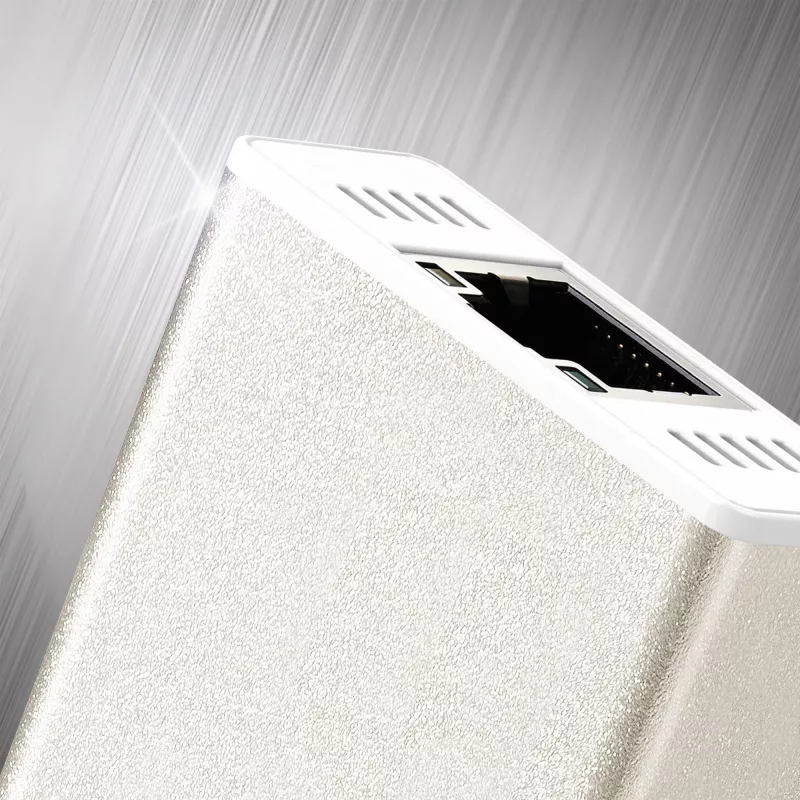 j5create JCH471 USB-C™ Gigabit Ethernet ja keskitin monisovitin, metallinen champagne