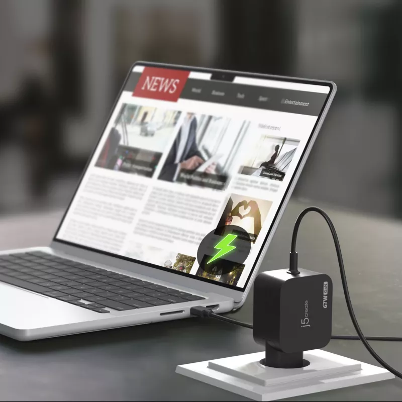 j5create JUP1565DC 67W GaN PD USB-C® Mini-laturi 6 DC-liitintyypillä – EU, musta