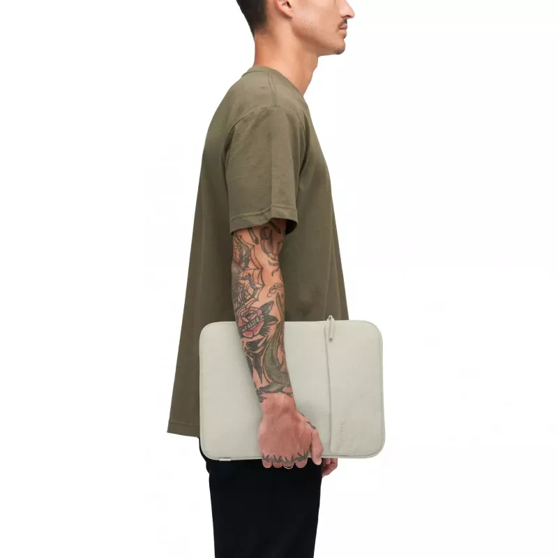 Incase Crosstown Sleeve Woolenex-kankaalla 14 tuuman kannettavalle