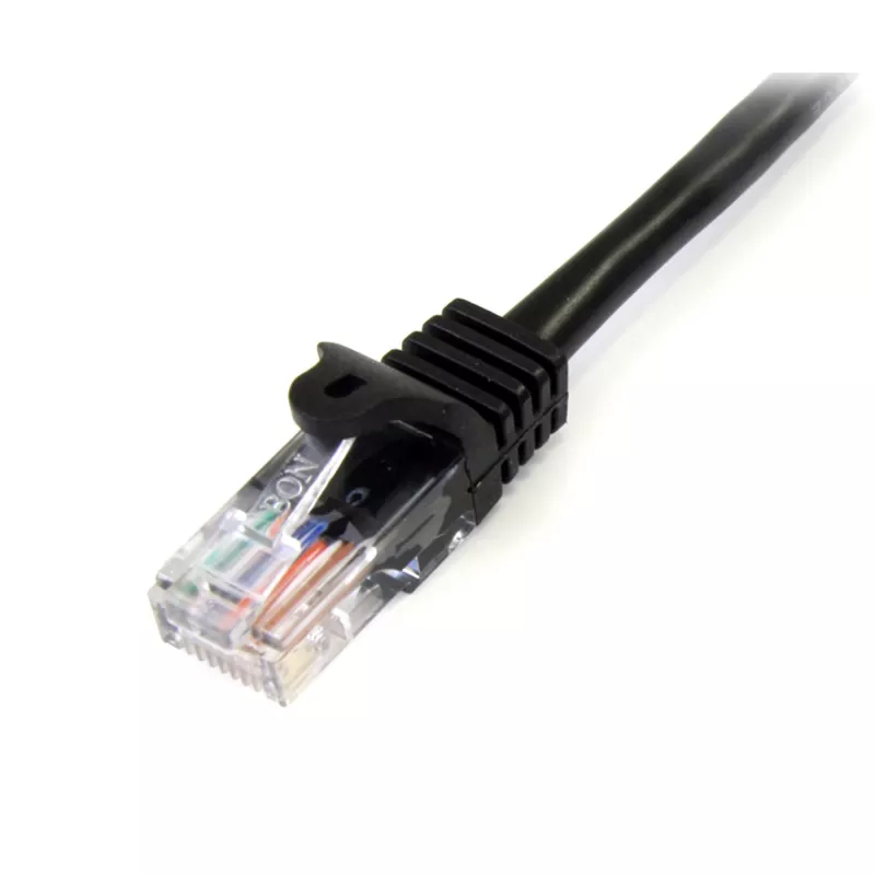 StarTech.com Cat5e patch-kaapeli snagless RJ45-liittimillä – 3 m, musta