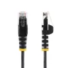 StarTech.com 0,5 m CAT6 kaapeli – ohut – lukituskielen suojaus – RJ45 urosliitin – musta