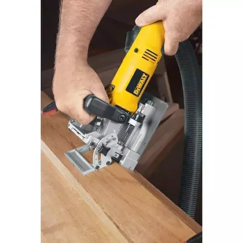 Tasoleikkuri DeWALT DW682K