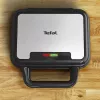 Voileipägrilli Tefal SW383D10 700 W musta, ruostumaton teräs
