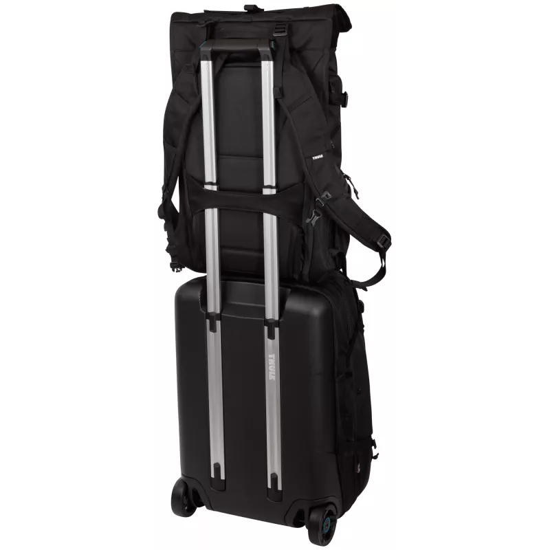 Thule Covert TCDK232 reppu musta