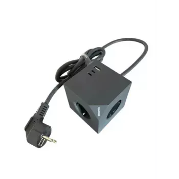MicroConnect Power Cube, 3 Schuko-pistorasiaa, magneettinen