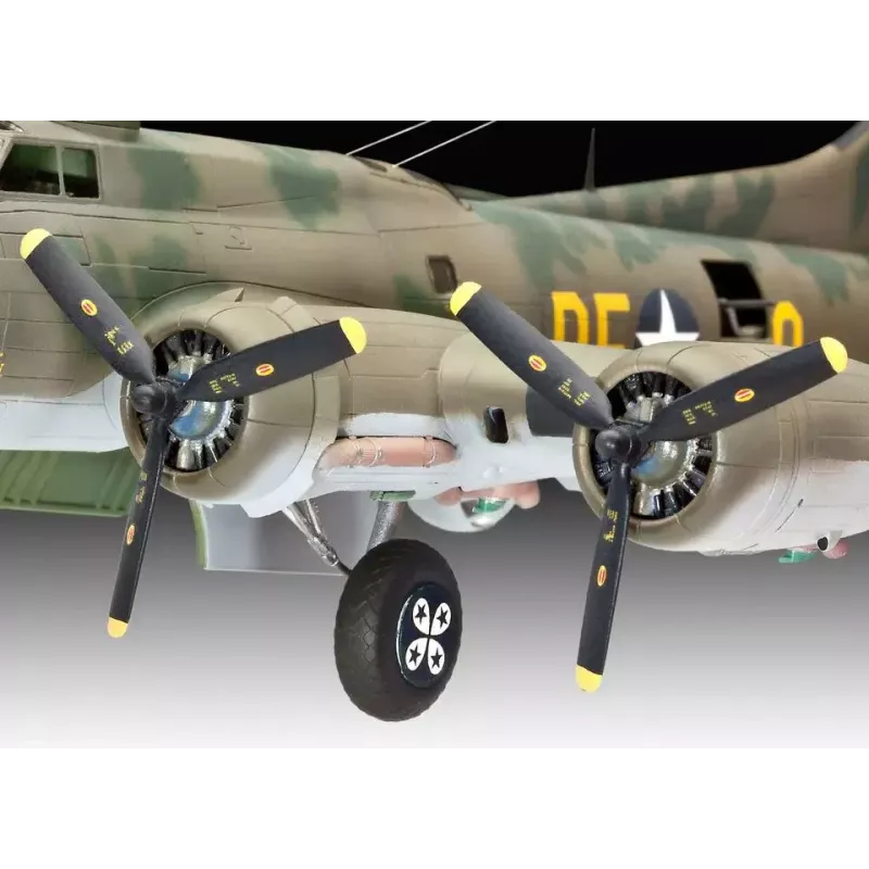 Kiinteäsiipisen lentokoneen malli Revell B-17F Memphis Belle