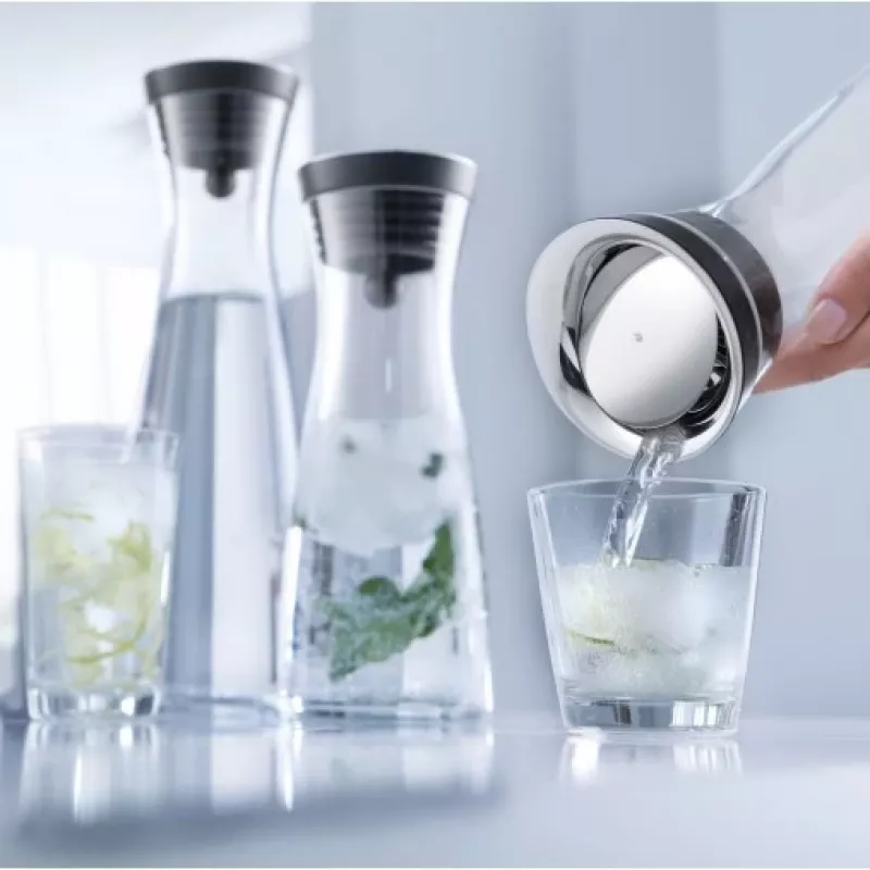 WMF 0617726040 1,5 L musta, läpinäkyvä