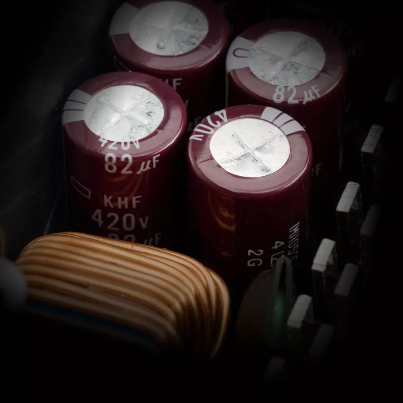 XPG PYMCORE 850W SFX GOLD virtalähde, 850 W, 100 - 240 V, 50/60 Hz, 10 A, 20 A, 70,8 A