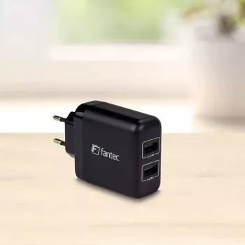Laturi Fantec SC-A244 Universal musta AC sisäkäyttöön