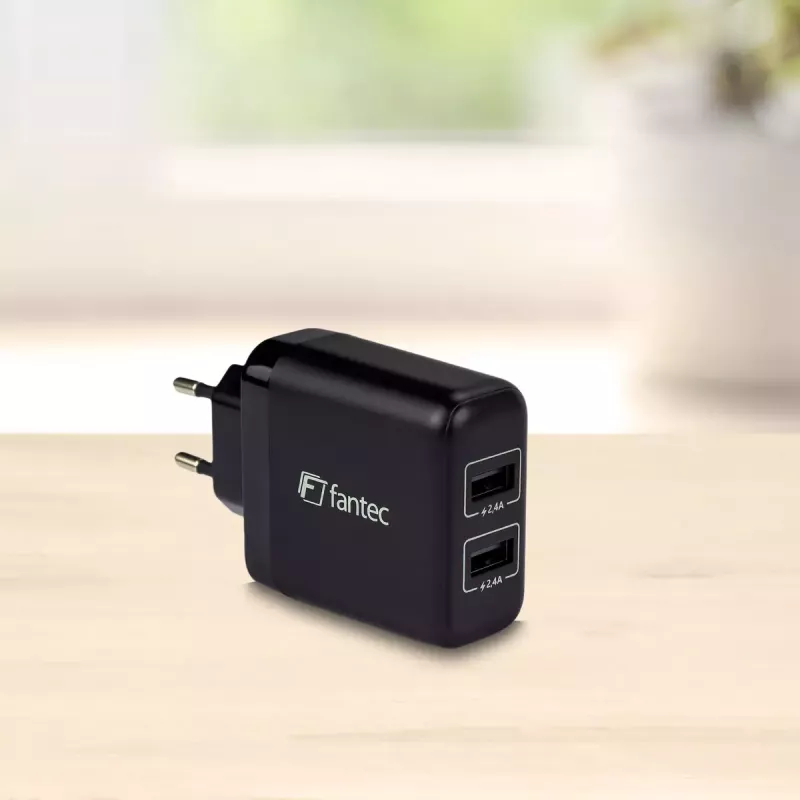 Laturi Fantec SC-A244 Universal musta AC sisäkäyttöön