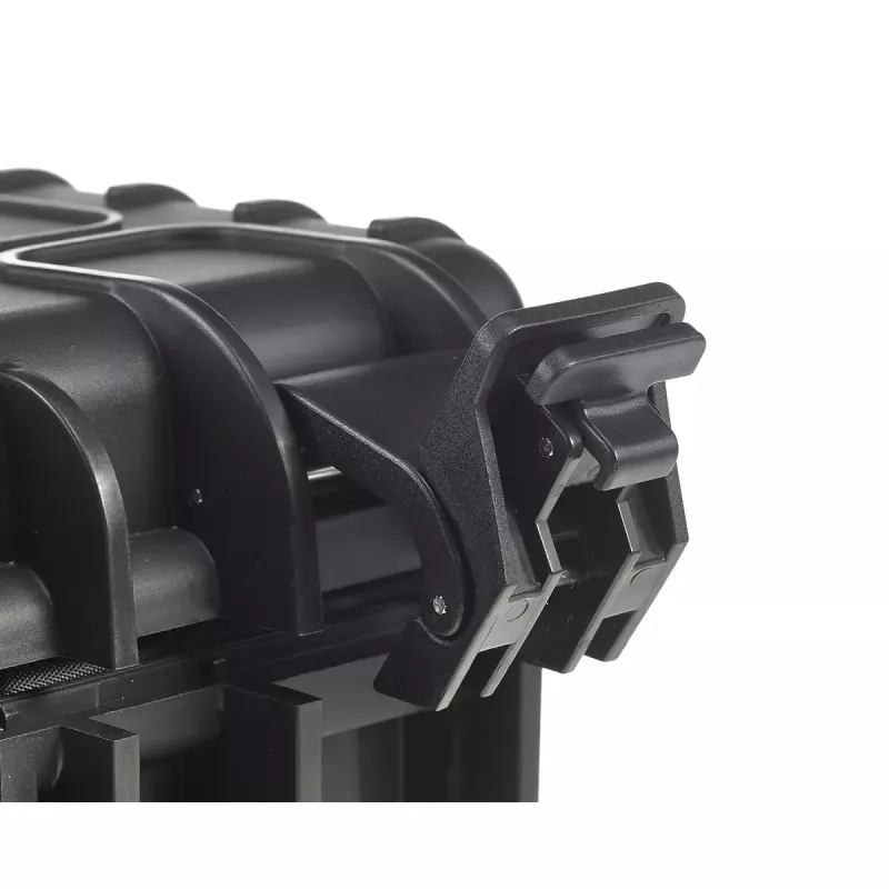 Kovakotelo B&W Cases Typ 6700 musta