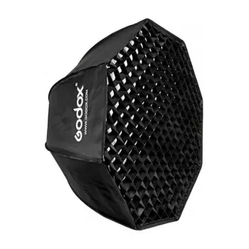 Softbox Godox SB-FW140 musta nylon diffuusoreilla ja hunajakennolla