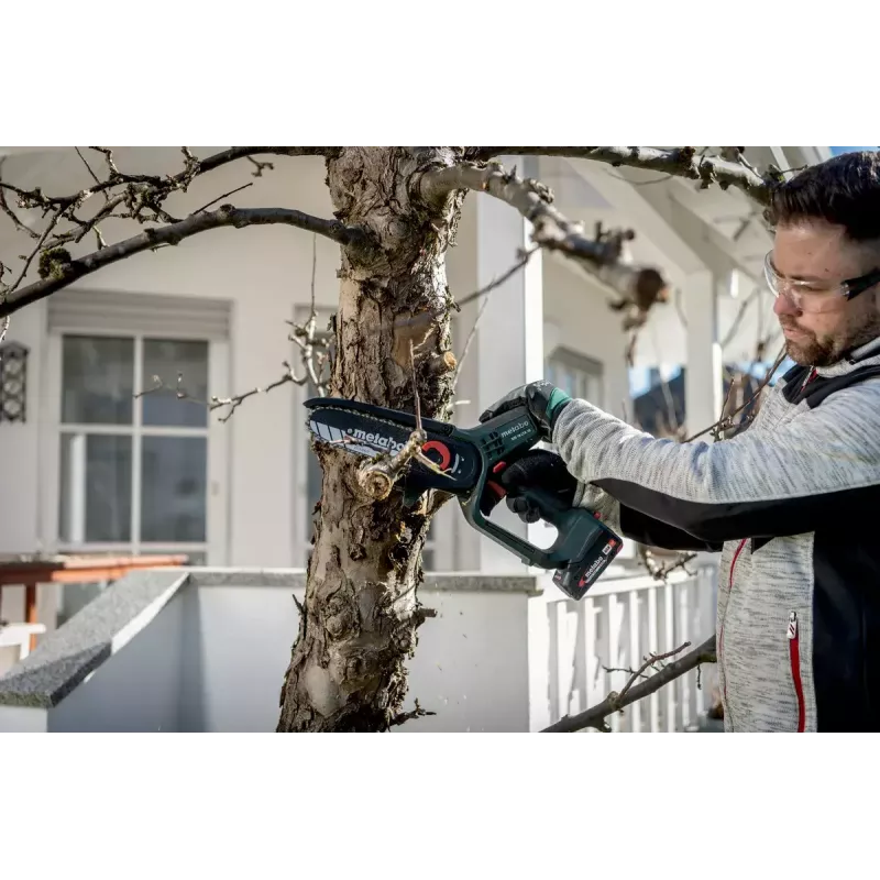 Metabo MS 18 LTX 15 akkukäyttöinen moottorisaha, 18 V, 1x 2,0 Ah