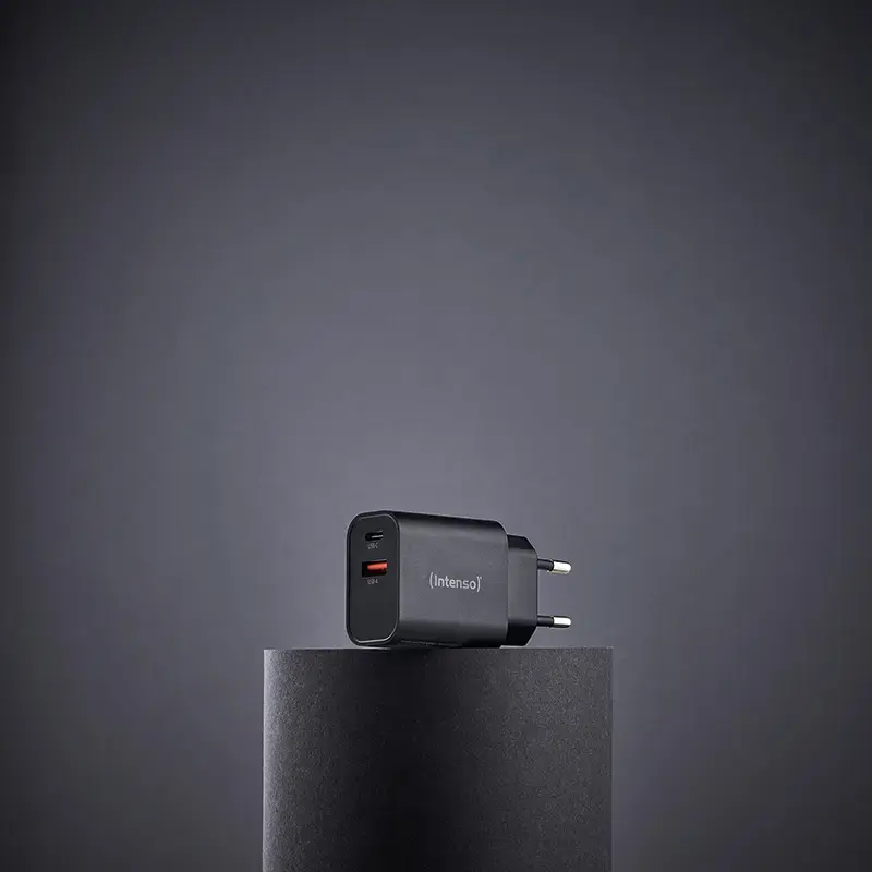 Virtalähde Intenso W30AC 30 W USB-A USB-C musta