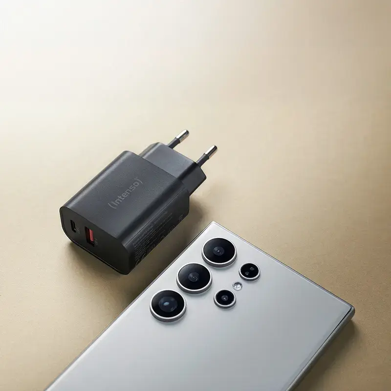 Virtalähde Intenso W30AC 30 W USB-A USB-C musta