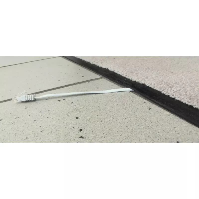 InLine litteä ultraslim-patchkaapeli U/UTP Cat.6 gigabitin tuki musta 5 m