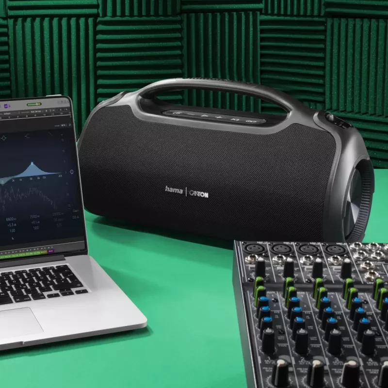 Juhlakaiutin HAMA UltiMate Pro 120 W, langaton Bluetooth, vedenpitävä, sisäänrakennettu akku, USB-C-lataus
