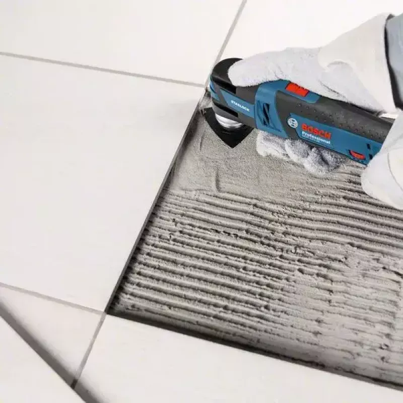 Monitoimityökalu Bosch GOP 12V-28 Professional