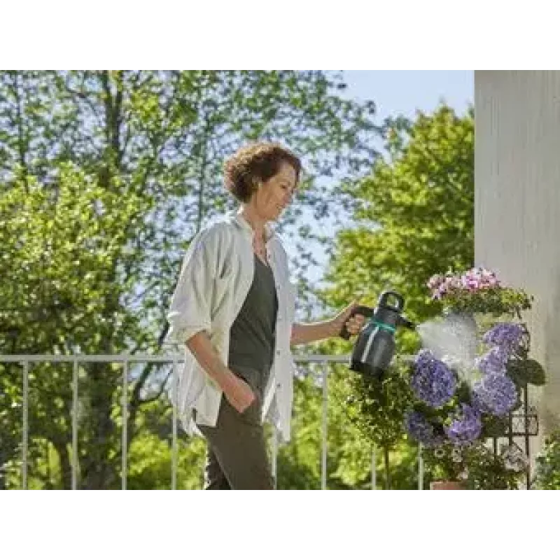 Käsikäyttöinen ruiskutin Gardena 11120-20 musta