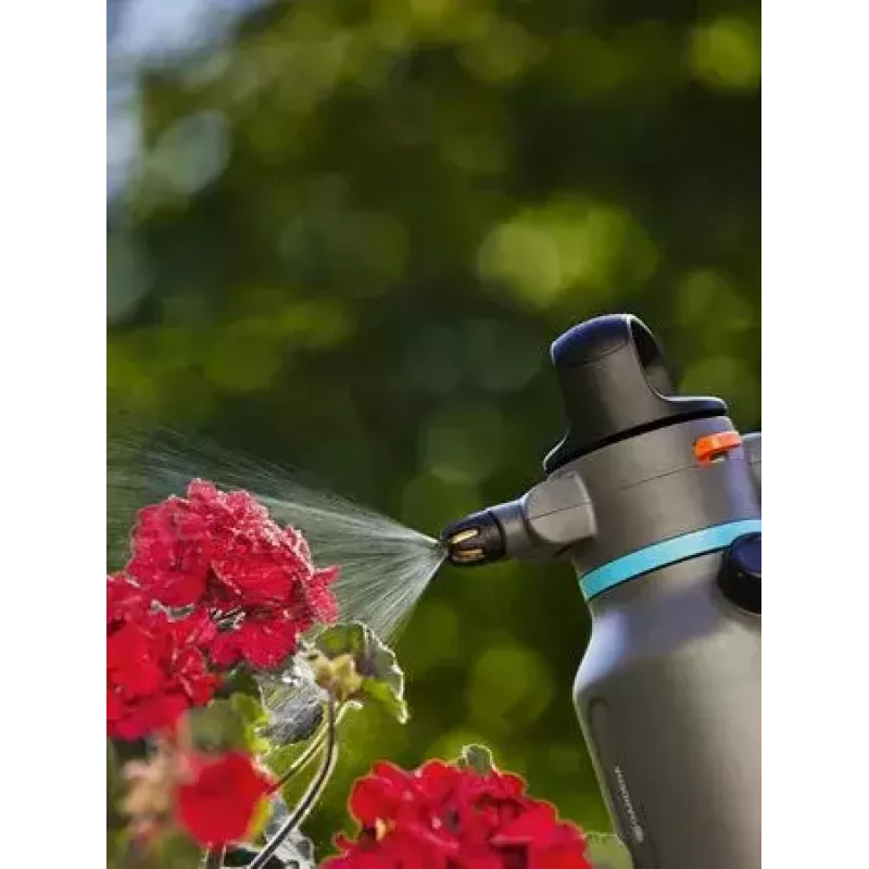 Käsikäyttöinen ruiskutin Gardena 11120-20 musta
