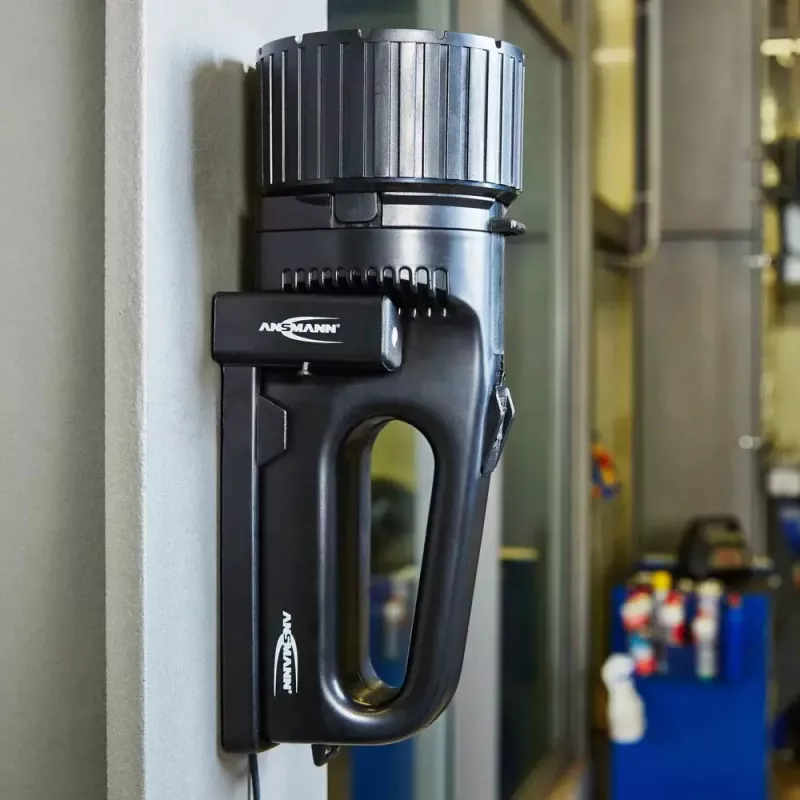 Käsivalaisin Ansmann 1600-0055 musta
