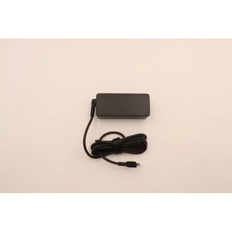 Lenovo 5A10W86247 verkkolaite sisäkäyttöön 45 W musta