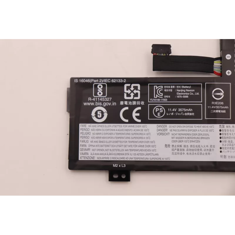 Sisäinen kannettava-akku Lenovo 3 kennoa 42 Wh Li-Ion malli 5B10W13946