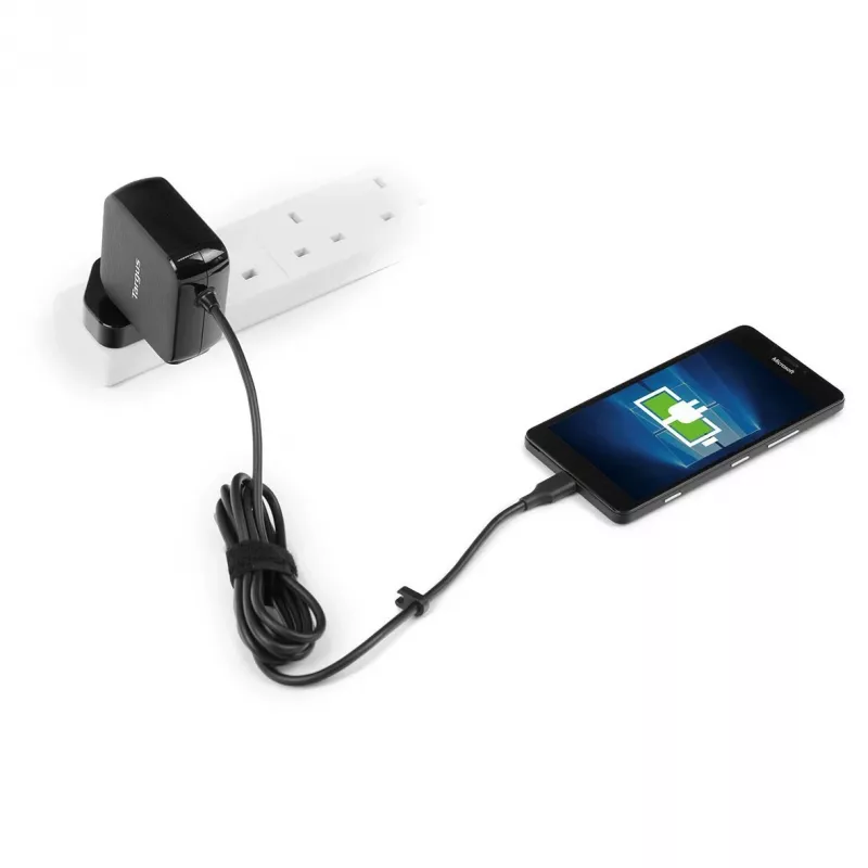 Targus APA95EU laturi mobiililaitteille yleismalli musta AC sisäkäyttö