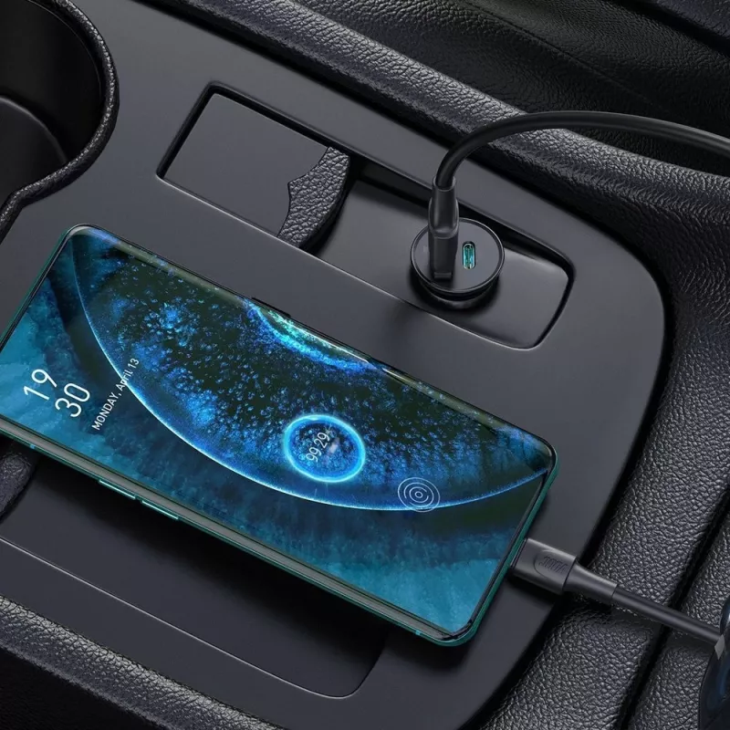 Techly Mini autolaturi USB-A ja USB-C Quick Charge 3.0 38W mustassa metallissa