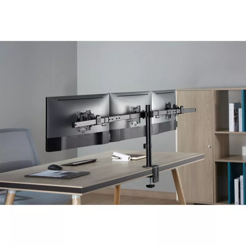 InLine pöytäteline 3x TV / LED / TFT-näytölle enintään 81cm 32 tuumaa max. 7kg